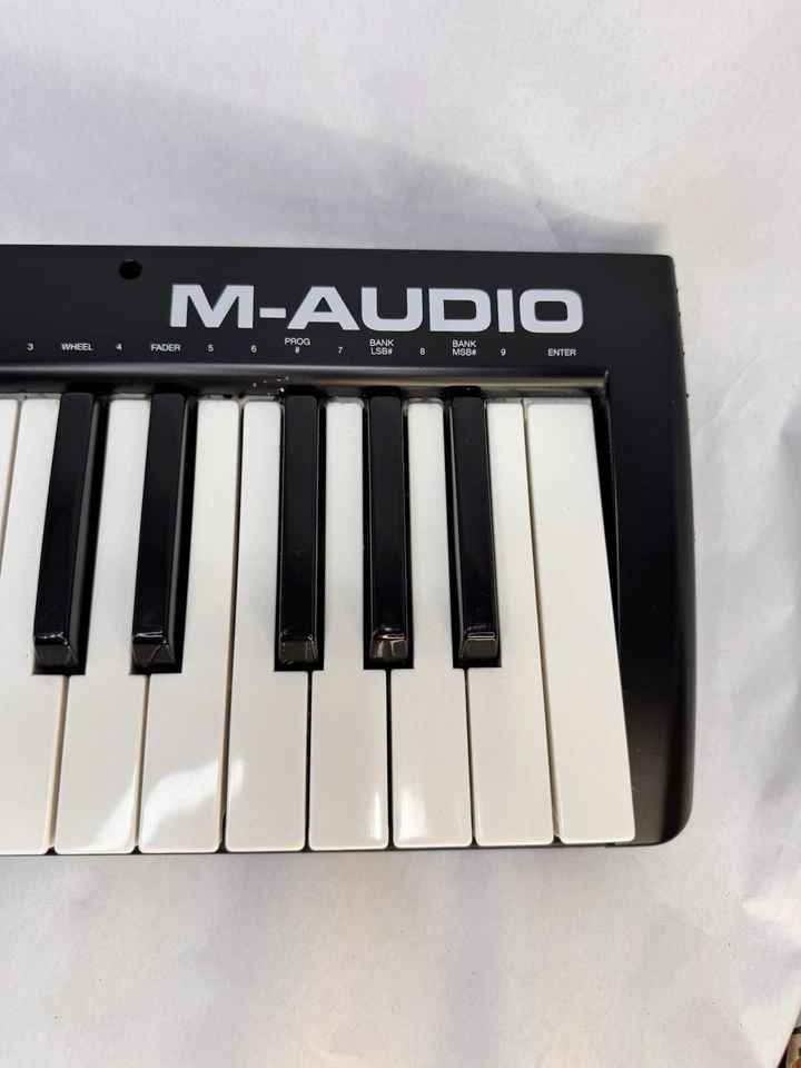 Controlador de teclado M-Audio Keystation 49es MK3 LN Foto 4 de 4