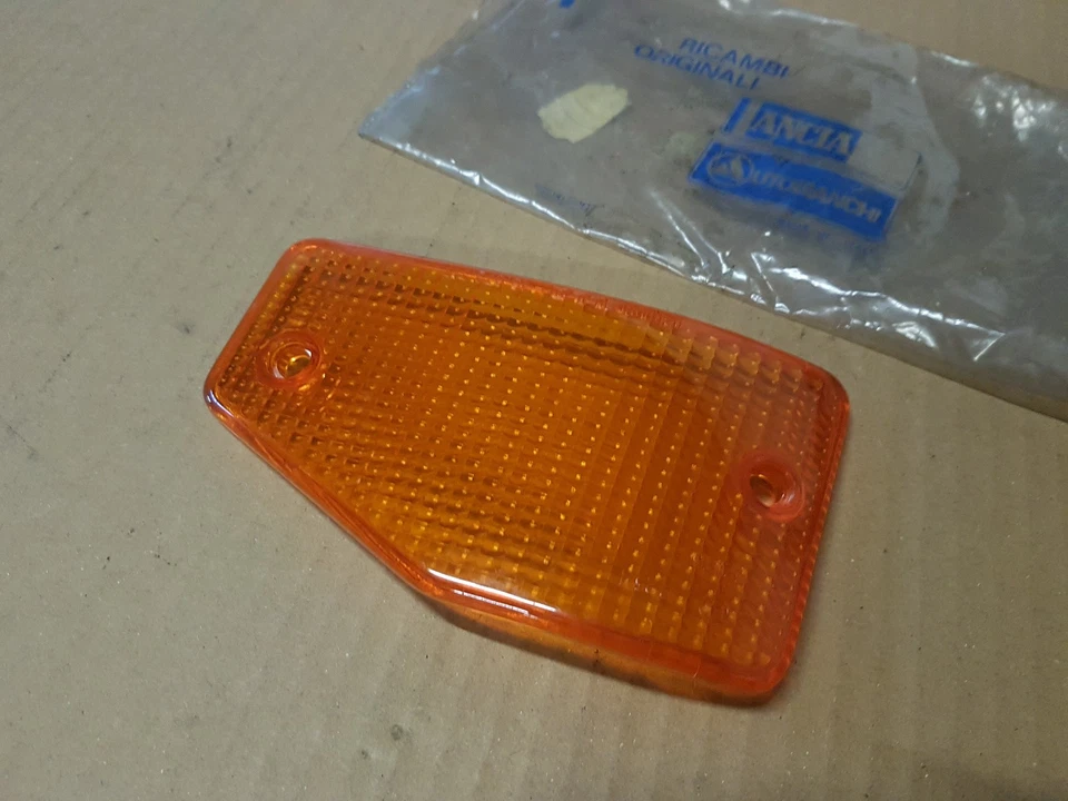 NEU ORIG FIAT Autobianchi A112 Blinker Glas Blinkleuchte Blinklicht vorne RECHTS - Bild 2 von 4