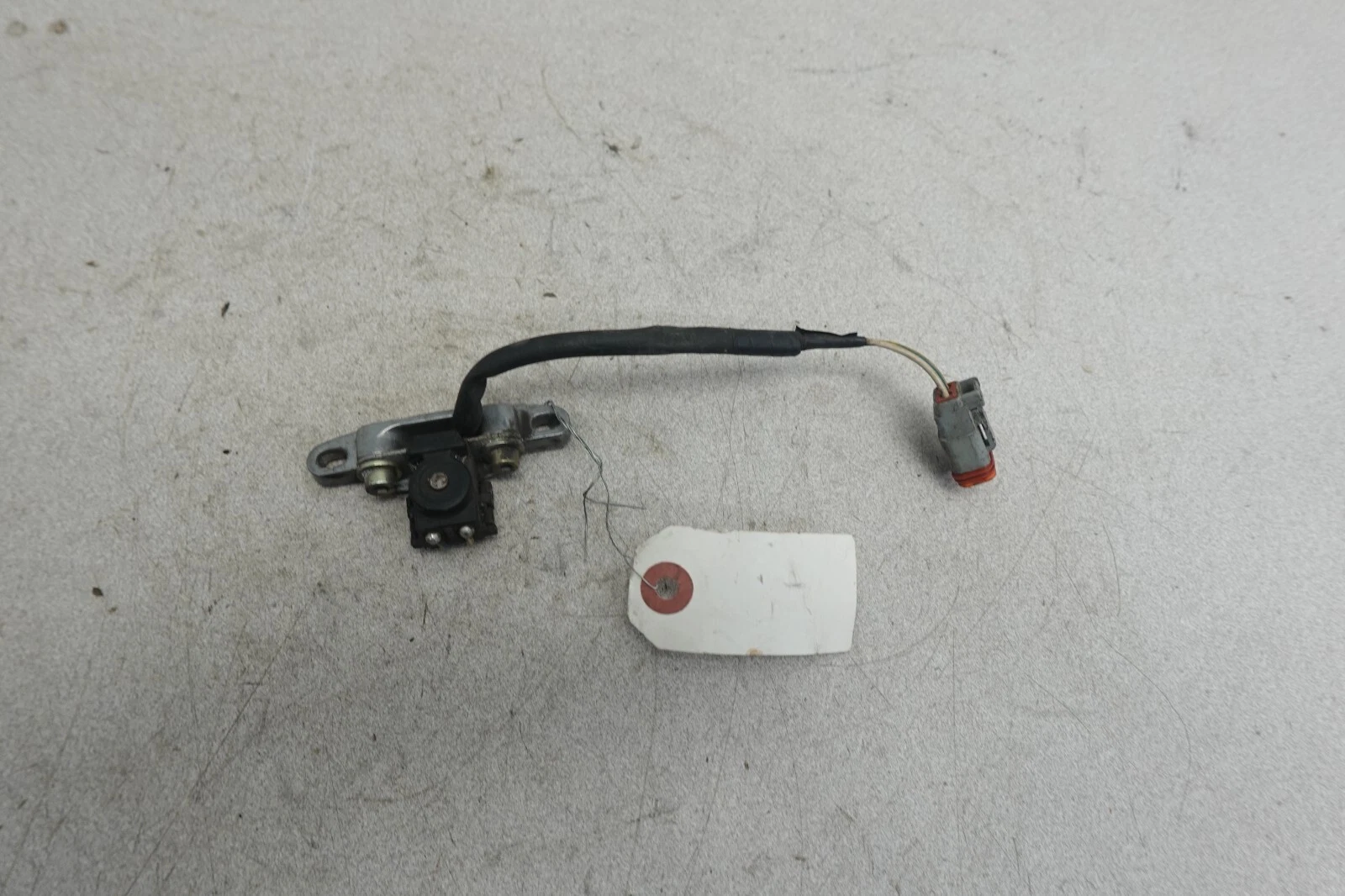 1997-99 Formula Grand Touring MXZ 500 Ski-Doo OEM Generator Pick-Up Sensor Coil