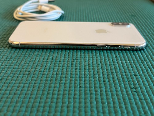 Apple iPhone X - 64GB - Silver (Unlocked) A1865 (CDMA + GSM) - Afbeelding 5 van 11