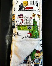 White PEANUTS Charlie Brown Snoopy Christmas Sherpa Backed Throw - 50inx60in-NWT