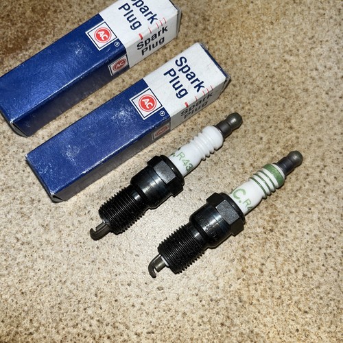 2-Qty R43LTSE Spark Plugs AC Delco Genuine GM Parts 5614036 - Made In USA NOS - Picture 2 of 10