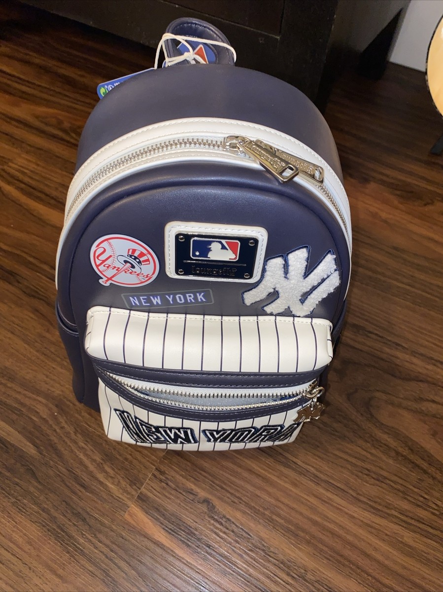 ☆Loungefly限定 New York Yankees パッチミニBackpack☆ New York Yankees MLB Patches Loungefly Mini Backpack. New | eBay