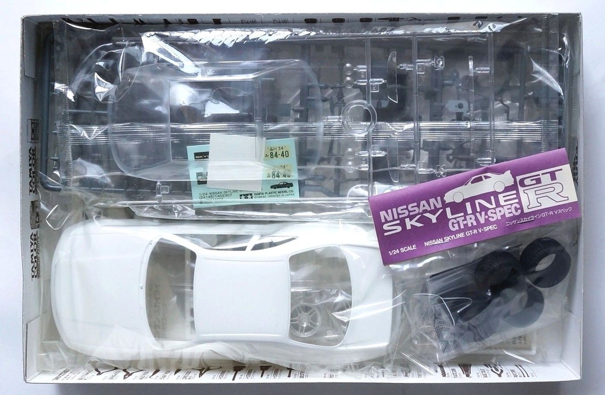 TAMIYA トヨタ86 & 日産スカイラインGT-R V-spec II Tamiya - 1/24 Nissan Skyline GT-R V-Spec II (R34