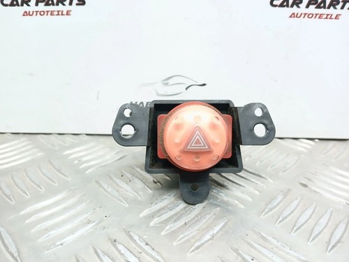 Nissan Almera Tino 2002 Schalter Warnblinkanlage 06016 UST104258