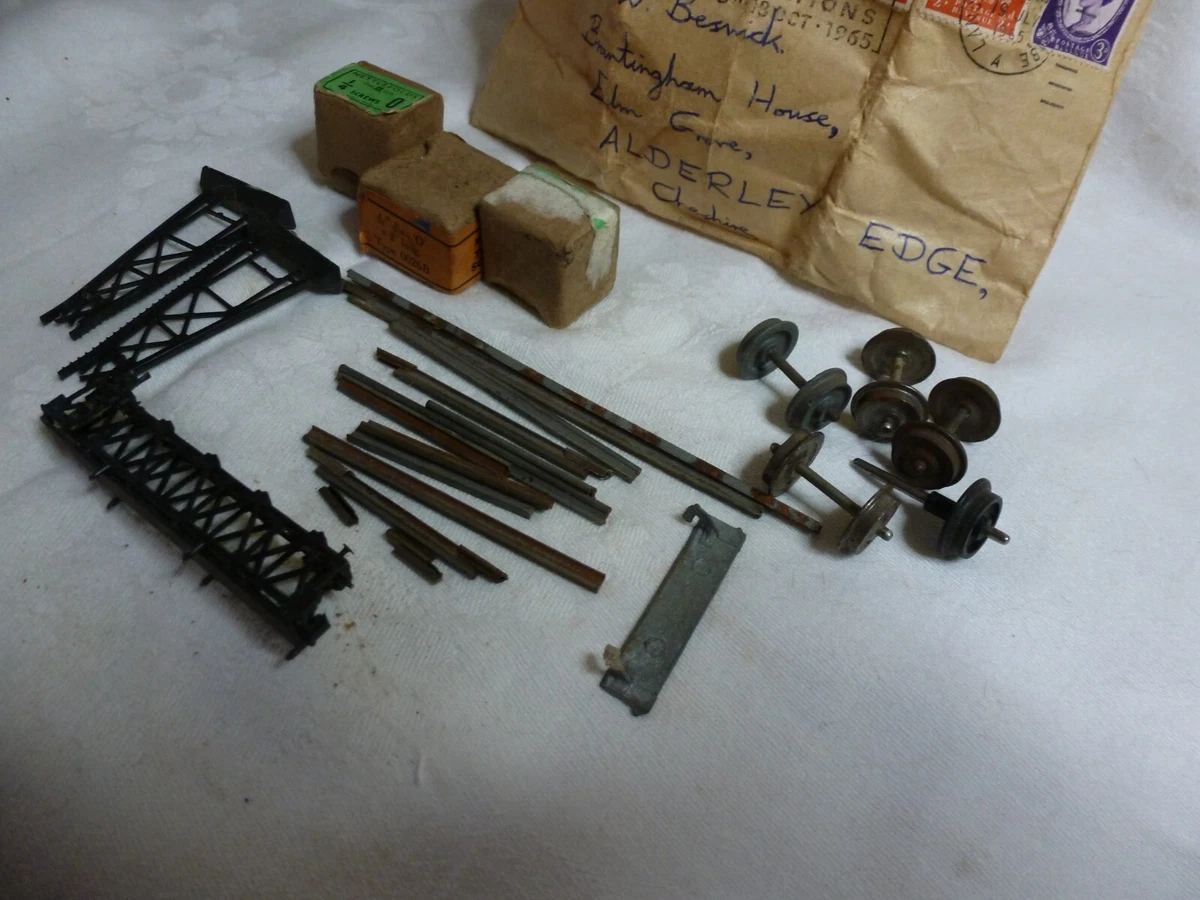 VINTAGE 00 N GAUGE RAILWAY ASSORTED TRACK FITTINGS ACCESSORIES