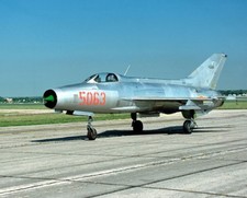 Mikoyan-Gurevich MiG-21PF Fishbed Fighter Jet 8"x10" Vietnam War Photo 311