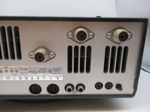 ICOM IC-746 Auto antenna tuner included HF(100W)/50(100W)/144(50W) all mode - Picture 19 of 23