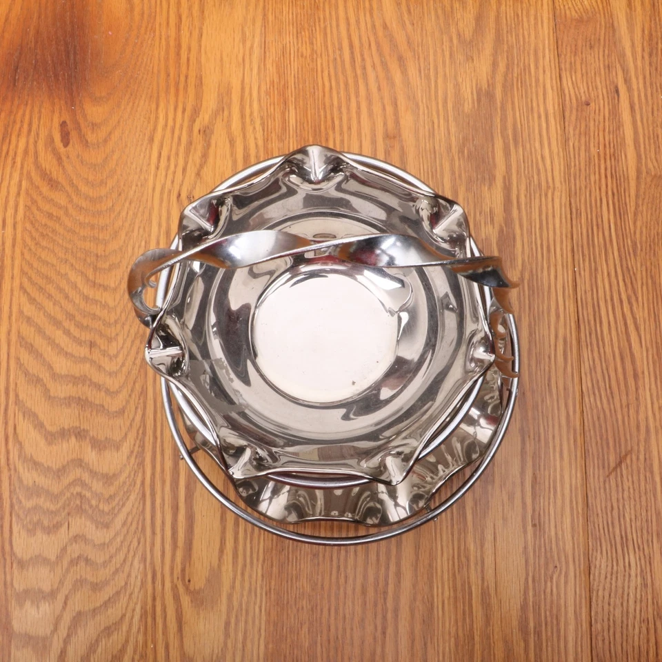 Bandeja de metal apilable acanalada con estante Foto 4 de 4