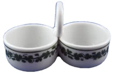 Meissen Porcelain Grape Leaf Design Open Salt Spice Dish Porzellan Salz Napf