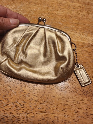 vintage Coach metallic gold leather framed kisslock coin purse