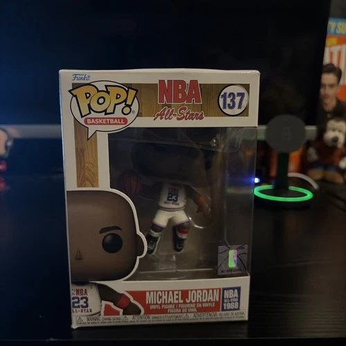 Funko Pop! NBA Legends Michael Jordan All-Star 1988 Pop! Vinyl Figure #137