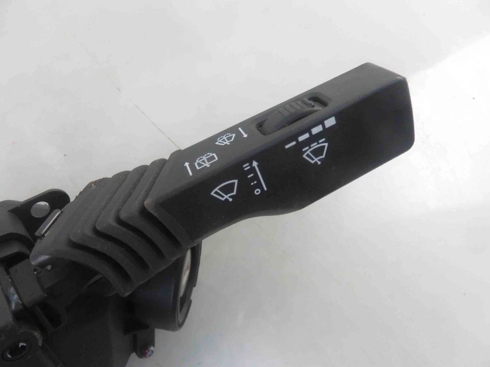 Panel de teclas OPEL VECTRA C GTS 13165349EB gasolina 108kw 2004 32006915 - Imagen 3 de 4