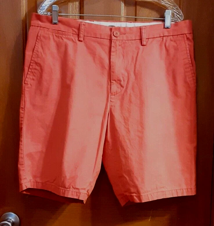 Old Navy Shorts Berry Red Men's Slim Mid-Rise Size 36 (tape says 38)