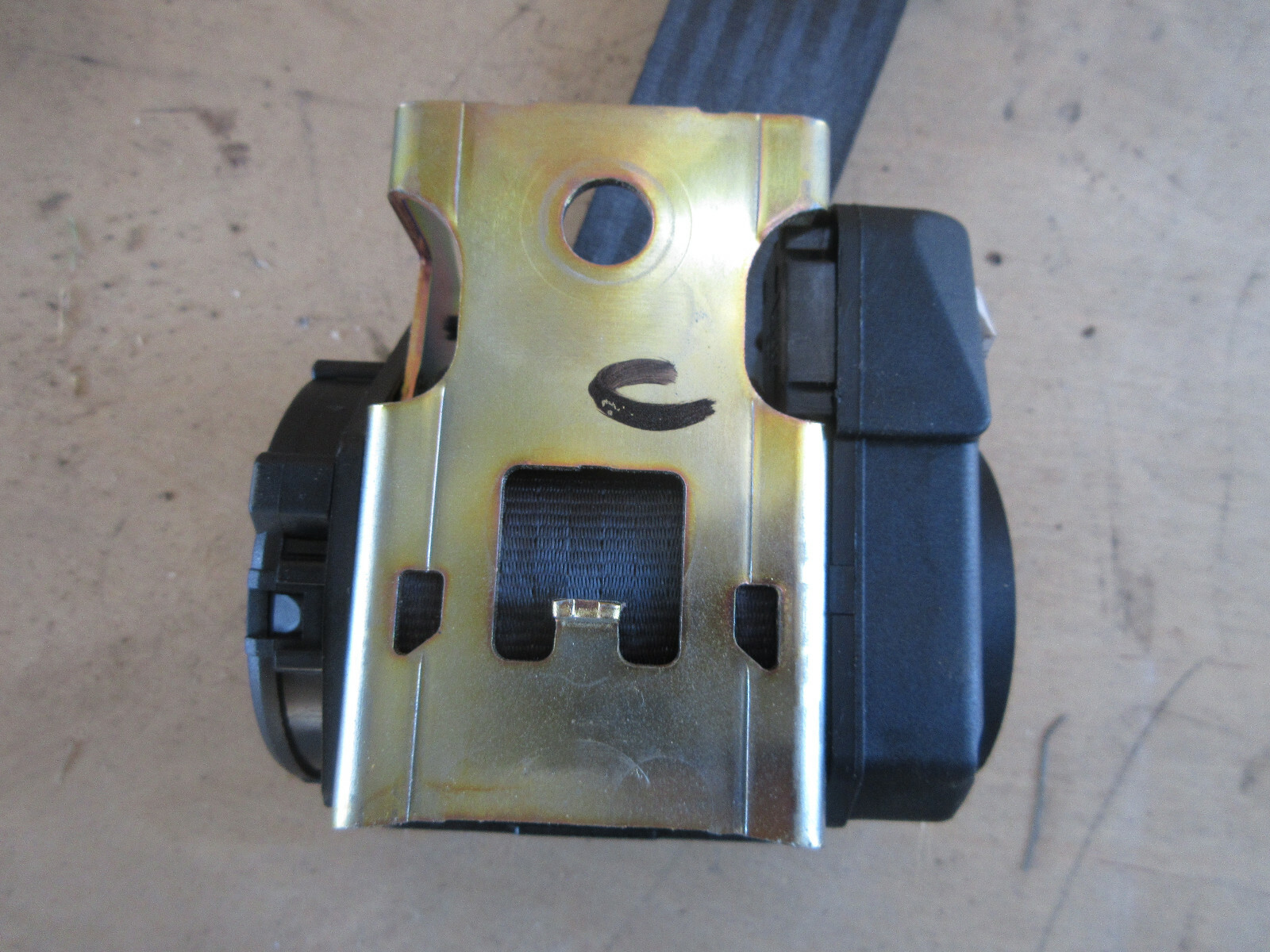 Maserati Quattroporte Center Rear Seat Belt P/N 66948400