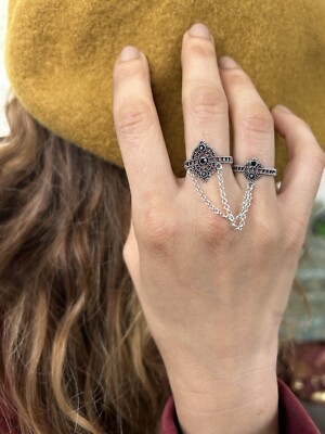 Black Stone Unique Classic Double Ring Double Chain Silver Size 2.5-8