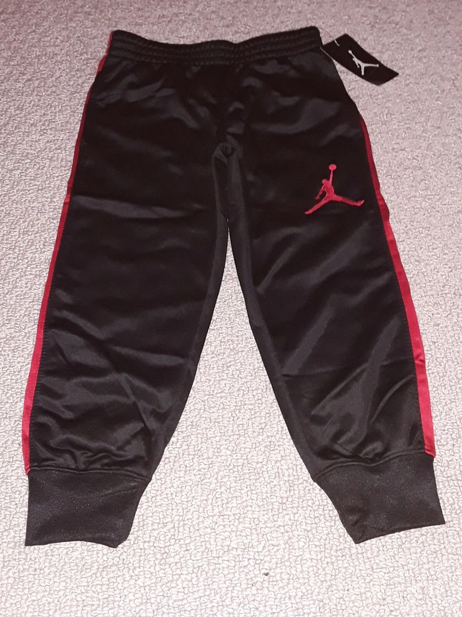 New With Tags Nike Jordan Boys Size 4 Black Red 100 Polyester