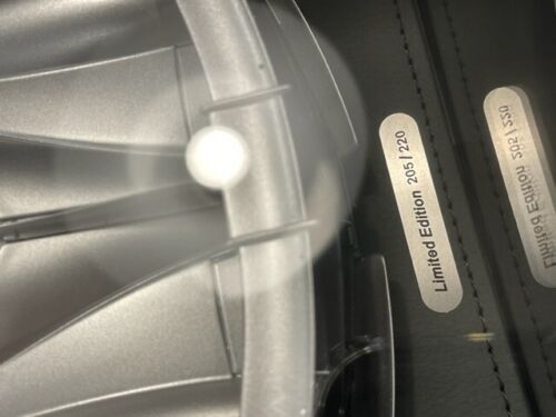 1/18 BBR PAGANI IMOLA MATT SILVER BBR Leather Base Display case P18192D Ltd 220 - Bild 3 von 12