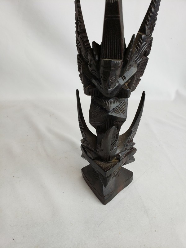 Great vintage wood carving - South American / Mayan style 9"