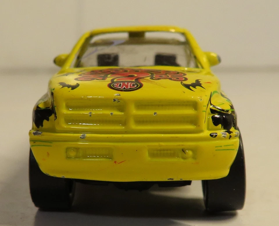 RACING CHAMPIONS 1:64 SCOOBY DOO 2 CAR DODGE RAM SHAGGY & SCOOBY Loose Truck GUC - Image 4 of 4