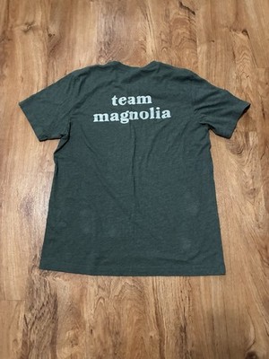Magnolia Tee Shirt Adult Large Waco Texas Magnolia Silos Fixer Upper Gaines