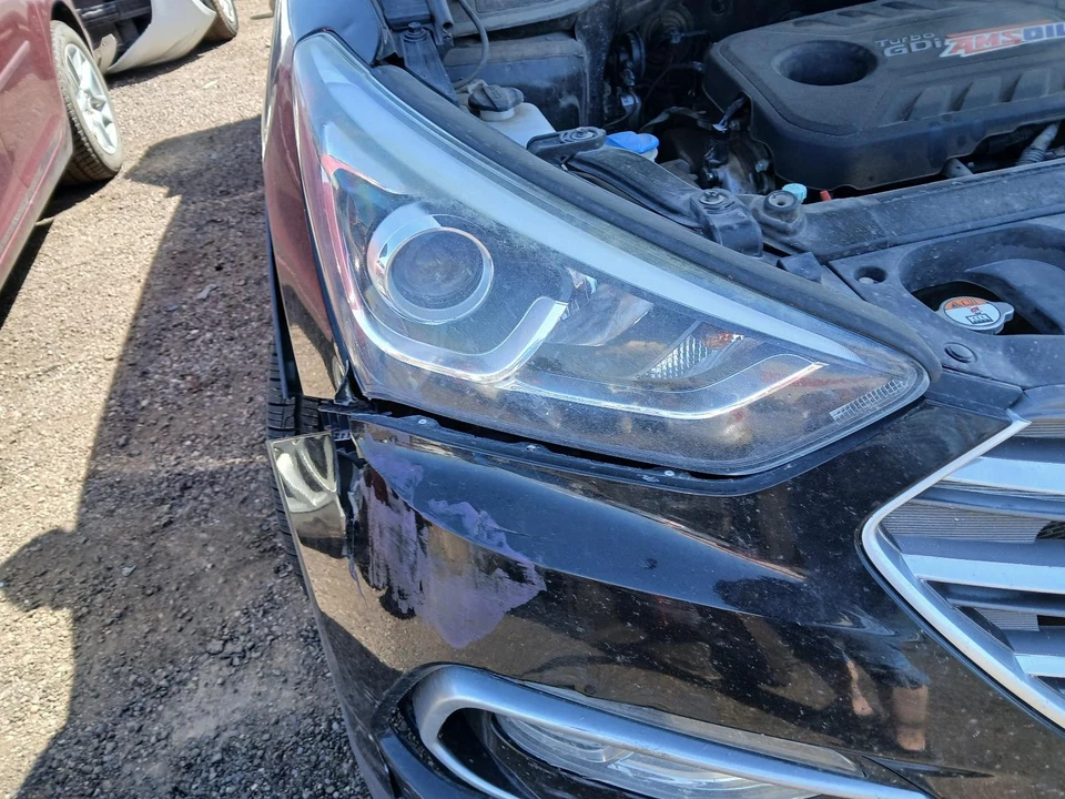 Used Automatic Transmission Shift Lever Assembly fits: 2018 Hyundai Santa fe Gr Foto 2 de 4