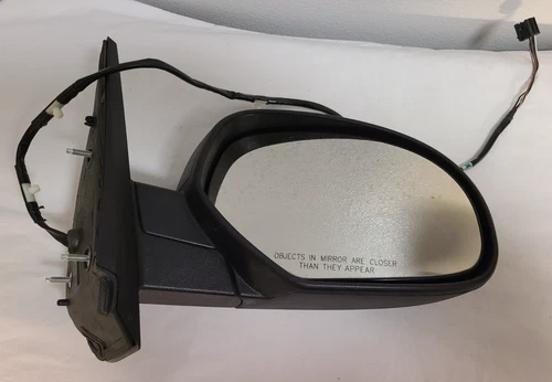 Chevy SilveradoGMC Sierra RH Right Hand Passenger Side Power Mirror OEM 751060AA