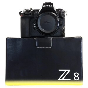 Nikon Z8 Mirrorless Camera Body - Mint & Boxed  100 Shutter Count