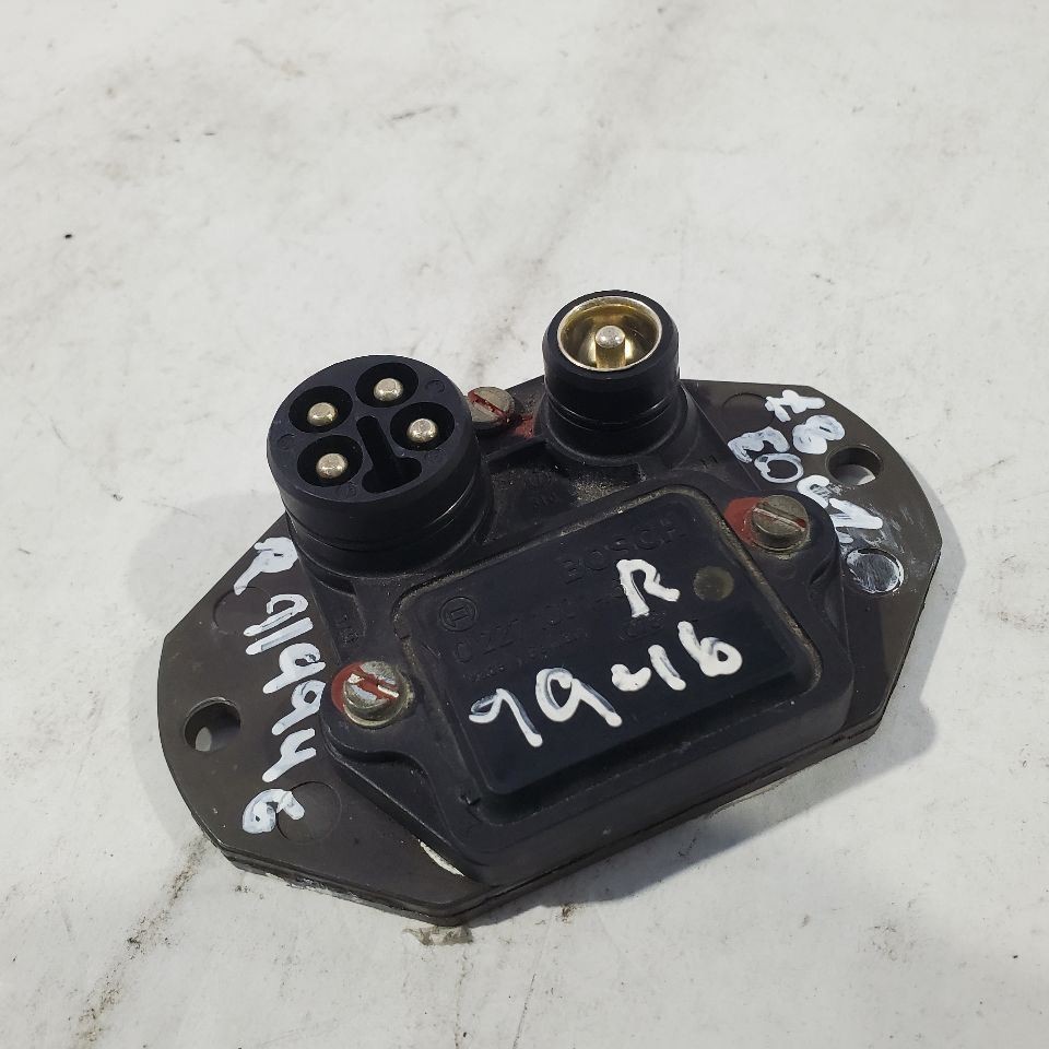 1991 Bentley Turbo R OEM Ignition Control Module 0227100146