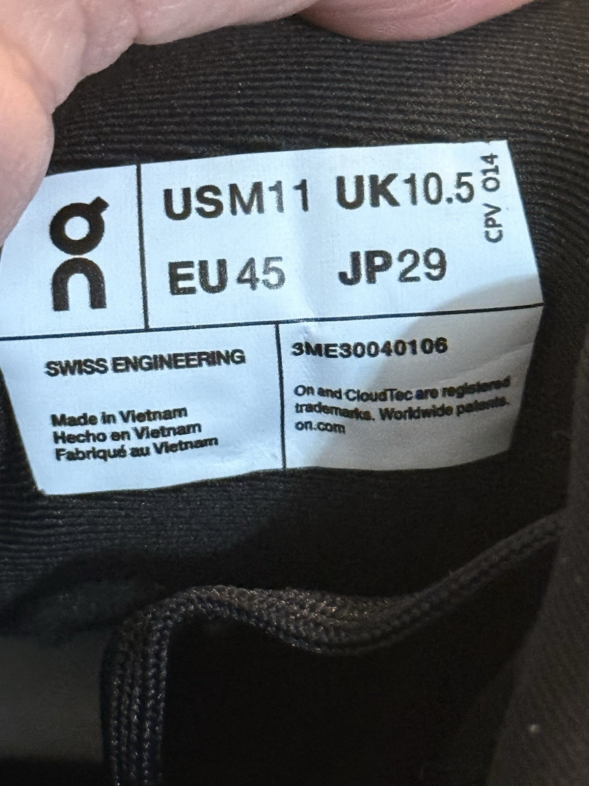 Size 11 - ON Cloud X 4 Black Eclipse - image 7