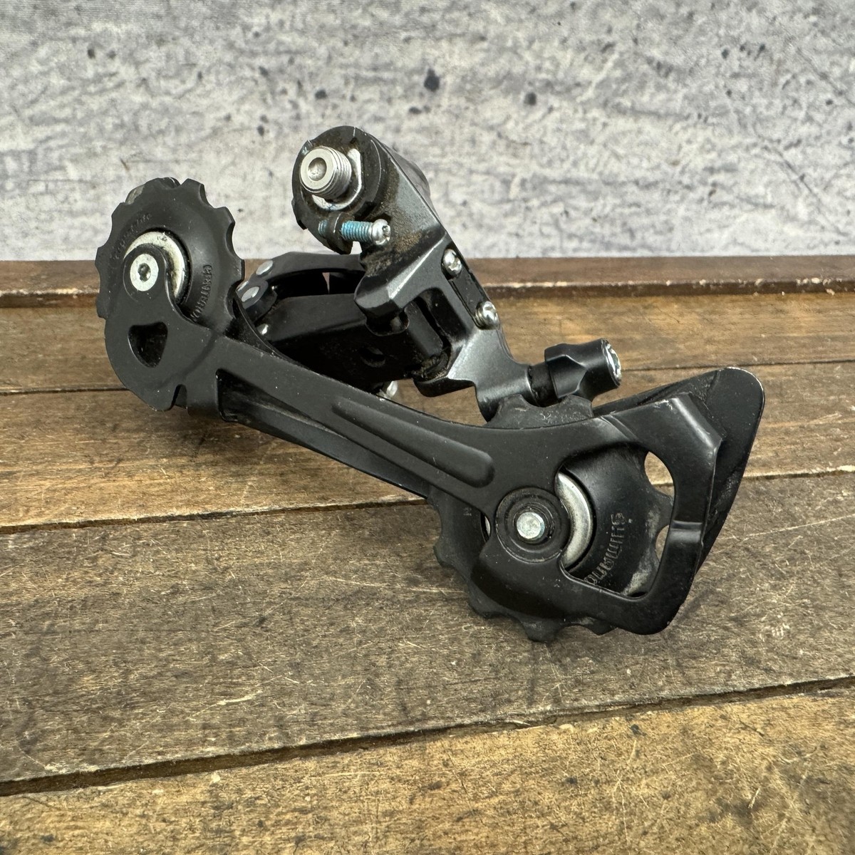 Shimano Claris RD-R2000 Rear Derailleur 8 Speed Long Cage Black