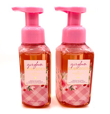 Bath  Body Works Gingham Gorgeous Gentle Foaming Hand Soap 8.75oz Set of 2
