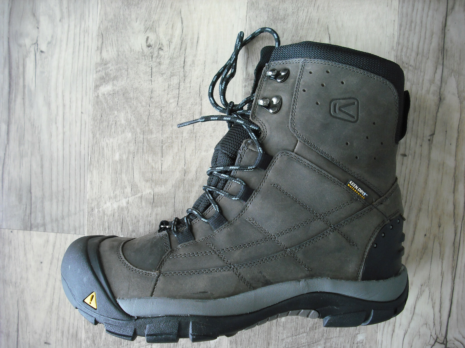 keen winter boots mens