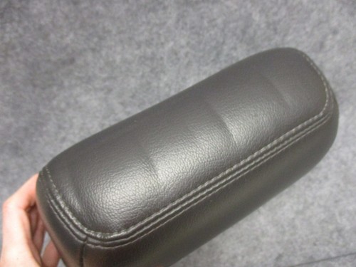 1994-1996 Chrysler New Yorker Front Head Rest Dark Gray Faux Leather OEM 25983 - Picture 5 of 5