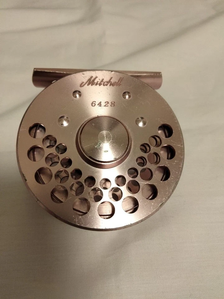 MITCHELL D-6428 Fly Reel Rare Pink - Image 2 of 4