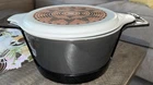 Vintage 1974 Pyrex Pueblo Round Casserole Dish 475 w/ Lid + Hugger Cradle