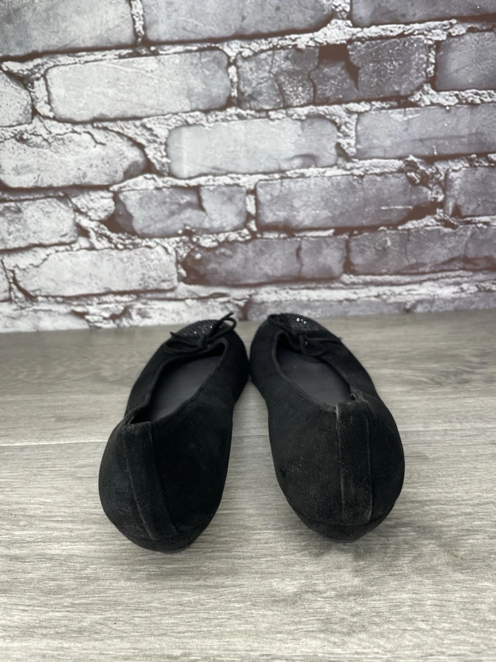 Zapatos de salón Stuart Weitzman negros de gamuza con pedrería arco ballet planos para mujer 7,5 M EE. UU./38 Foto 4 de 4