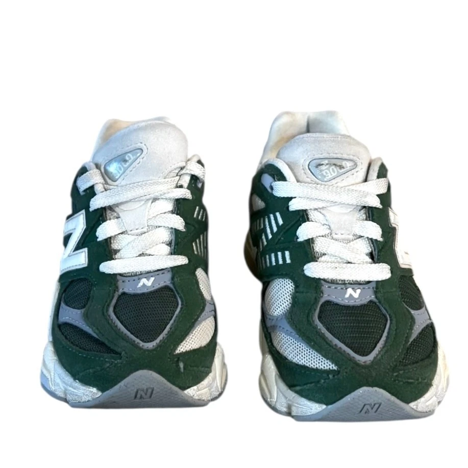 Zapatillas New Balance 9060 Niños Verde Beige Niños Talla 11 Medianas Niño Pequeño Foto 3 de 4