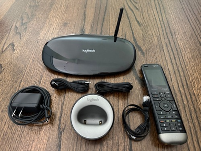 #ad Logitech Harmony Elite Pro 2400 Used Great Condition Hub Remote IR Blasters Dock $339.99