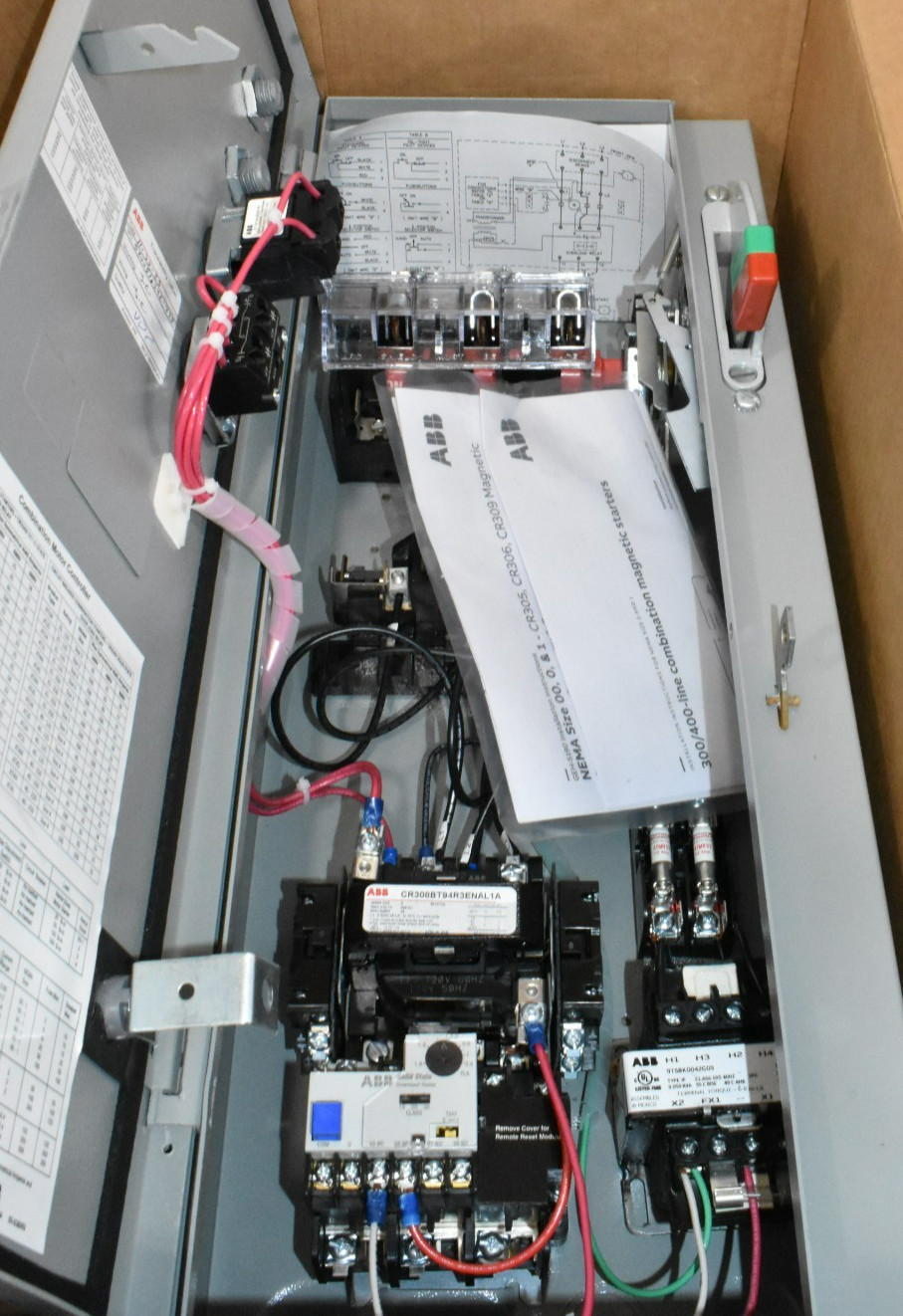 NIB ABB CR308BT94R3ENAL1A Magnetic Starter 600AC 18 Amps Type 1 Nema Size 0