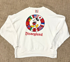 Vintage 90s Disneyland Mickey Mouse International Flags Sweatshirt Size L