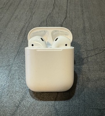Apple AirPods 2. Generation mit Ladecase (2019) In-Ear-Kopfhörer