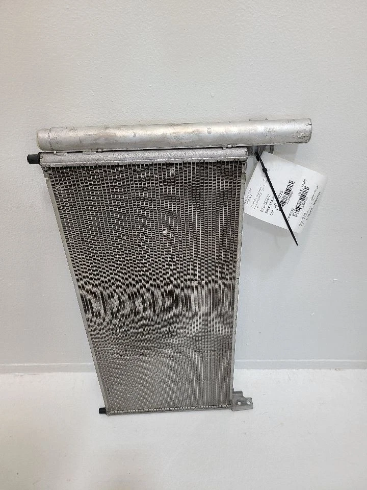 Toyota Prius 2010 11 12 13 14 2015 condensador de CA Prius VIN du séptimo y octavo dígito Foto 4 de 4