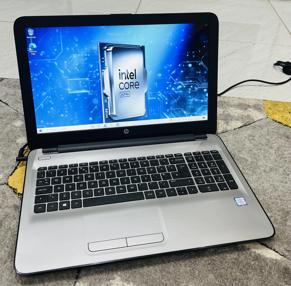 HP Pavilion 15-AY168SA ,15.6" Laptop,Intel Core i7-7500U, 8GB Ram,1000GB HDD,W10 - Image 2 of 4