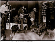 8x10 BLACK & WHITE PHOTO of  'THE BEACH BOYS' in CONCERT in 1971