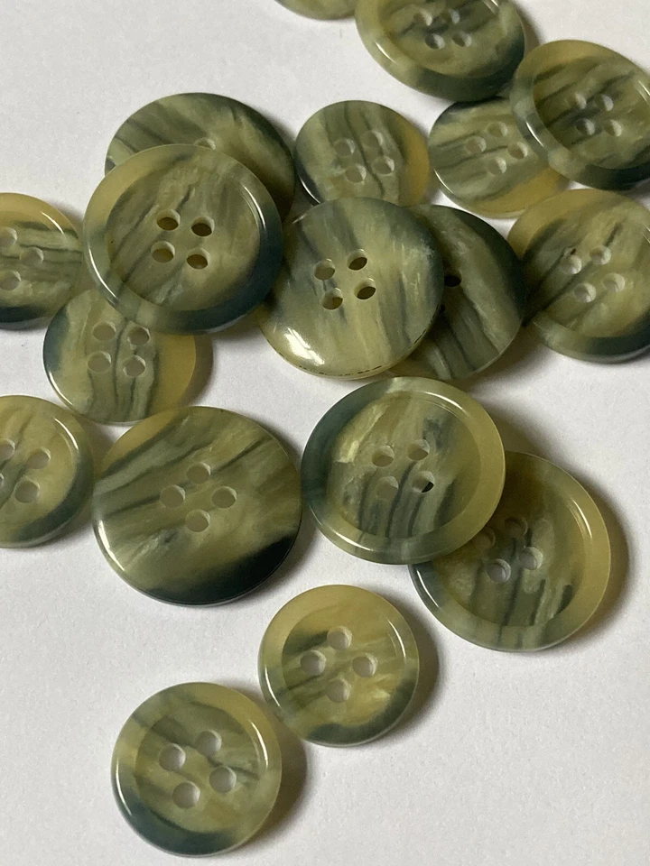 Green Khaki Horn Effect Buttons Suit Blazer 15/20mm Pack Of 10 - Image 2 of 4