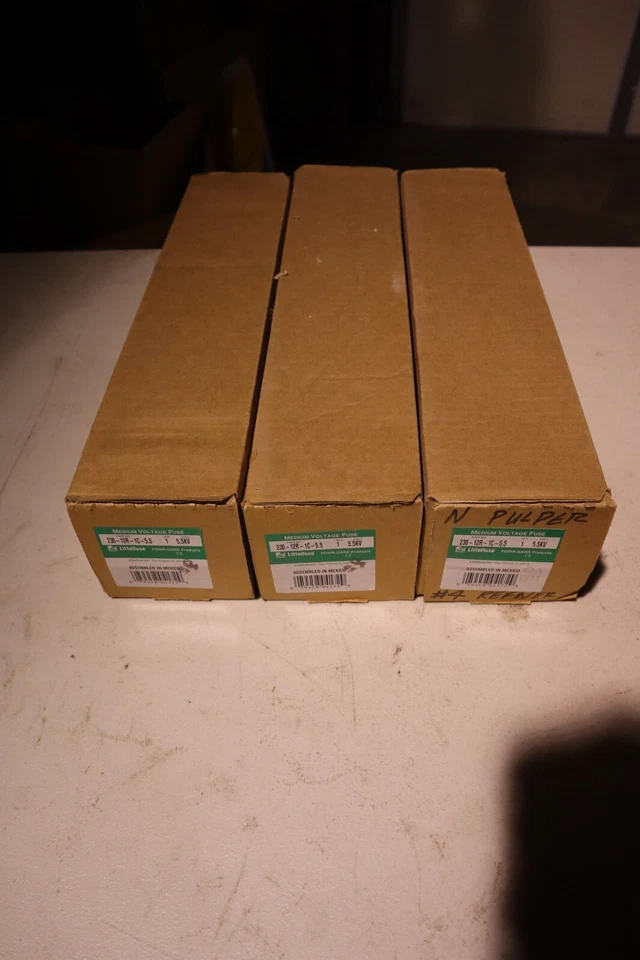 NOVO Littelfuse 230-12R-1C-5.5 R-Rated média tensão STOCK 5794 - Imagem 2 de 2