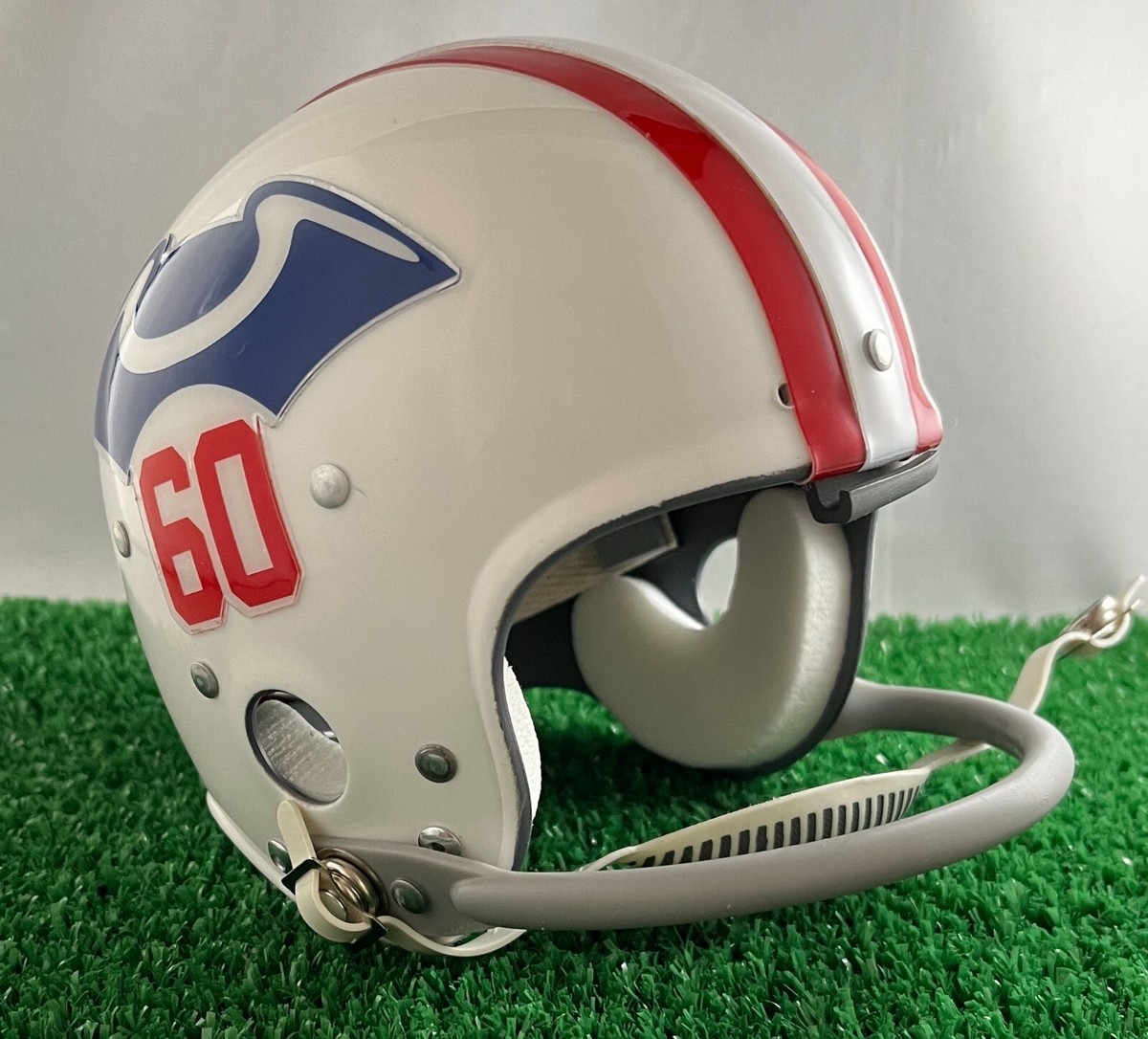CUSTOM NEW ENGLAND PATRIOTS RIDDELL VSR4 THROWBACK SUSPENSION MINI