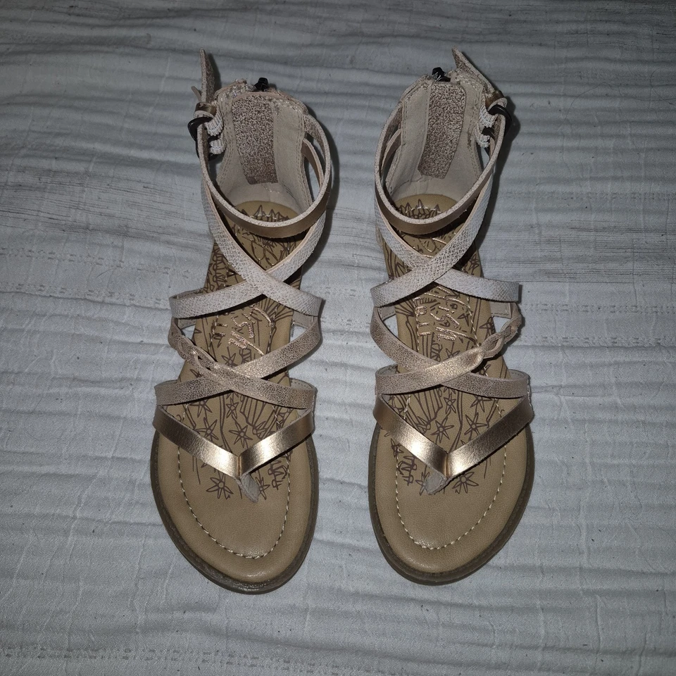Blowfush Malibu Niñas Zapatos Sixe 1 Tirantes Sandalia Dorado Desnudo Tostado Marrón Foto 2 de 4