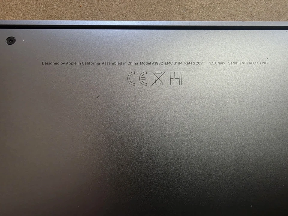 Apple MacBook Air 13" 2019 · i5 · 8GB · 250GB, photo 3 of 5
